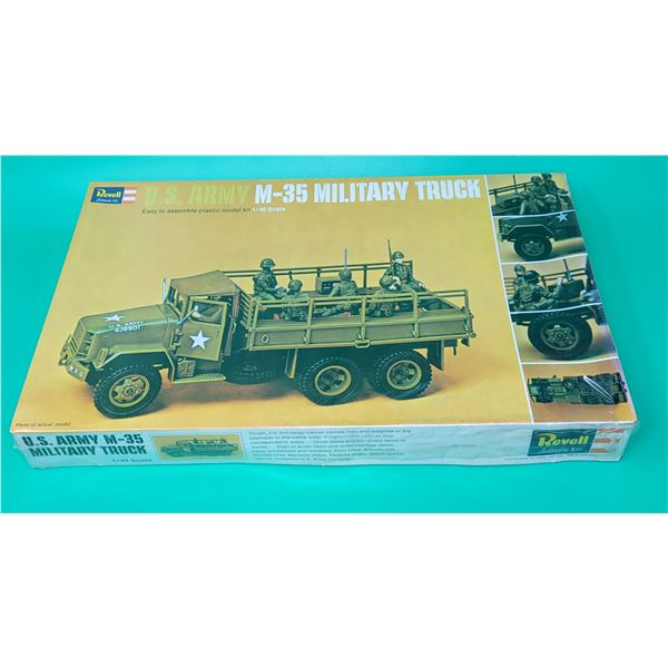 Sealed Revell US Army M-35 Military Truck 1/40 Scale Model Kit