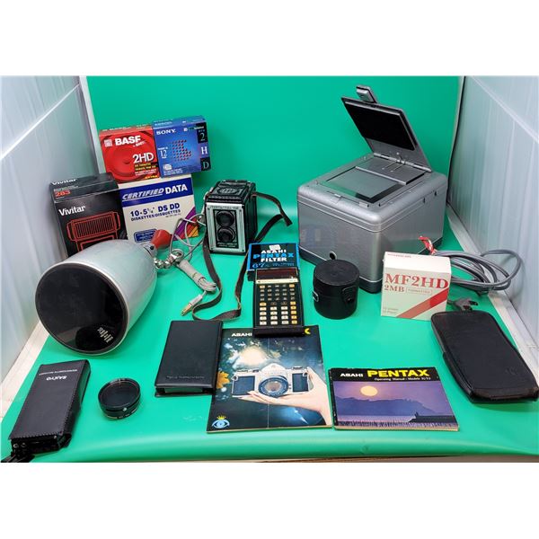 VTG Variety Lot w/ Texas Instruments Calculator, Spartus Full-Vue Camera, Airequipt "Junior" Contact