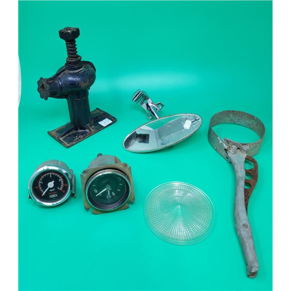 VTG Car Accessories Screw jack, gauges ..