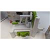 Image 3 : Starfrit Spiralizer & 5-Speed Hand Mixer