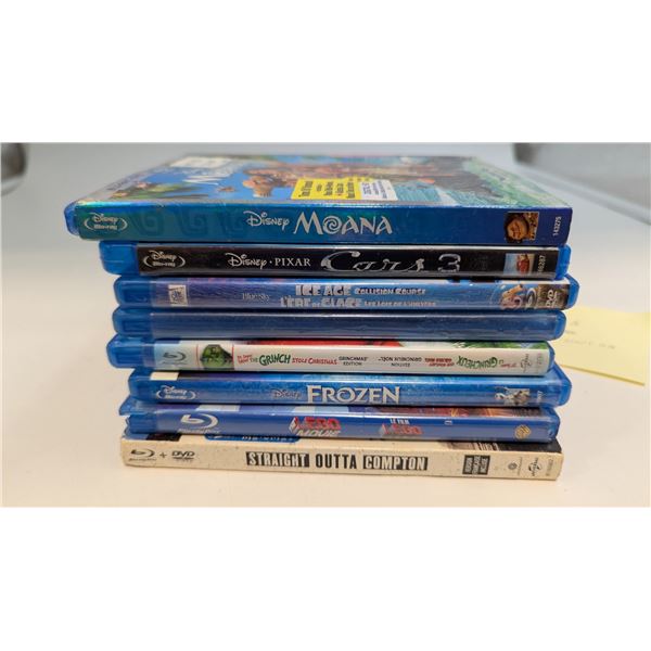 Lot of Assorted Blu-Ray Discs w/ Moana, Frozen, Straight Outta Compton, & More