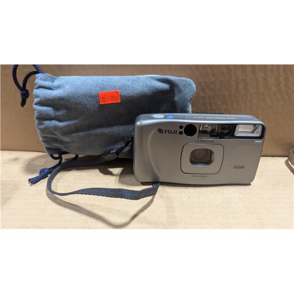 Fuji Mini-travel camera