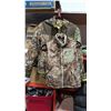 Image 1 : Cabela's Vest & Huntshield Jacket