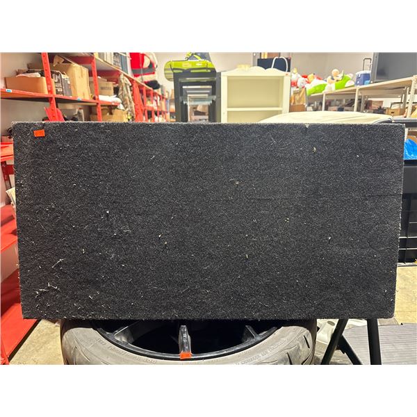 Pyramid Amplifier Box