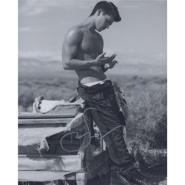 Avalon High Gregg Sulkin signed photo