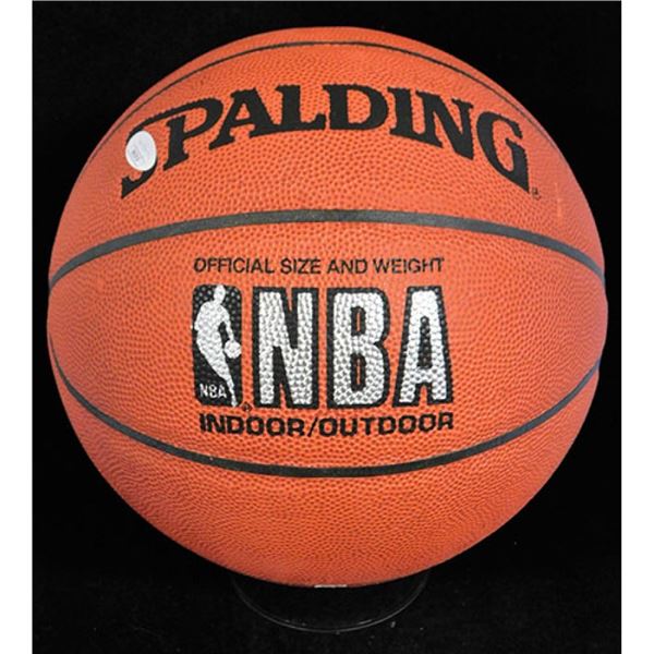 Milwaukee Bucks Glenn Robinson Signed Spalding Indoor/Outdoor NBA Basketball JSA Authenticated
