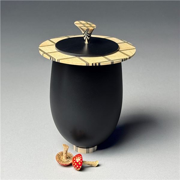 Carlyn Lindsay | Alchemy: The Mushroom Picker’s Pot, 2026