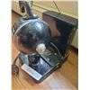 Image 2 : S.S. White Motor No. 21 Dental or Industrial Equipment with Accessories