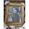 Image 4 : Picture Frames in Varying Sizes and Styles
