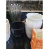 Image 7 : Glass, Ceramic, and Pottery Vases and Planters