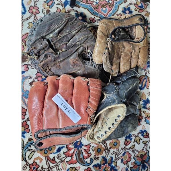 4 Vintage Leather Baseball Gloves