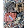 Image 1 : 4 Vintage Leather Baseball Gloves