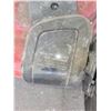 Image 3 : Craftsman 5.50 HP Self-Propelled Lawn Mower with 22-Inch Cutting Width