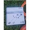 Image 4 : Stihl FS 250 Weed Trimmer with Accessories