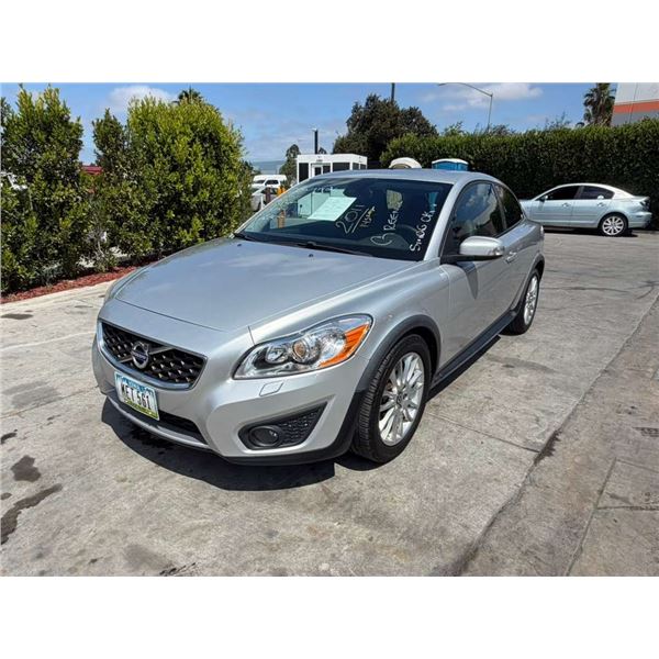 VOLV C30 2011 O/S-T DON - SMOG
