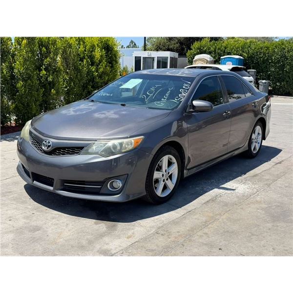TOYT CAMRY 2014 O/S-T SMOG-2 DAYS