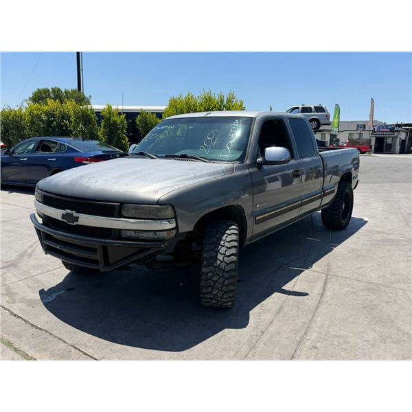 CHEV SILVERADO 2001 T-DONATION