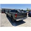 Image 4 : CHEV SILVERADO 2001 T-DONATION