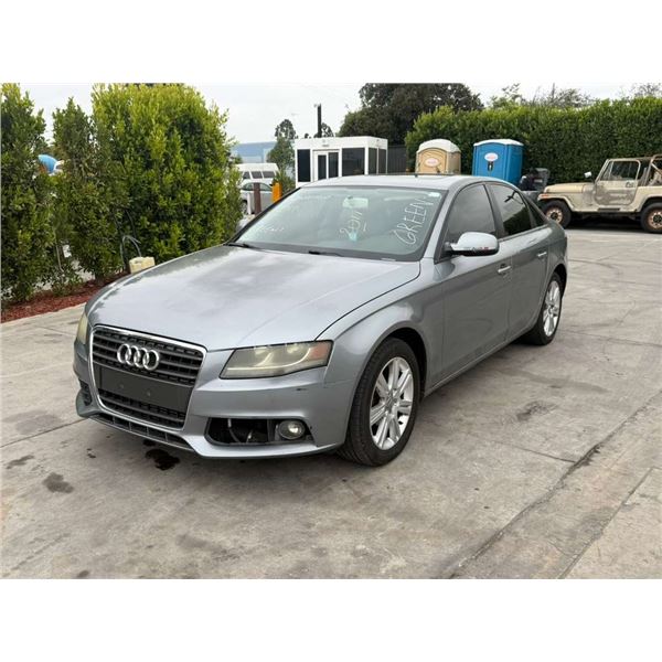AUDI A4 2011 O/S T-DONATION