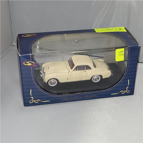 Official GM Product 1953 Nash-Healey Metal Die Cast Collectible Car