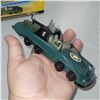 Image 3 : Dinky Toys Armoured Command Car 602 Die Cast with Box