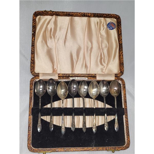 Boxed Set of Old English Spoons
