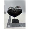 Image 4 : 4 x 3.2 INCH AMETHYST AURA HEART