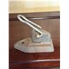Image 4 : Vintage Wilson Jones Single-Hole Paper Punch 4" x 3.5"H
