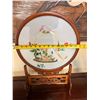 Image 6 : Cats in a Basket Wooden Floral Table Screen 15" Dia, 21.5"H