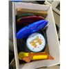 Image 1 : BOX LOT