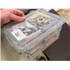 Image 1 : BOX OF HOCKEY CARDS