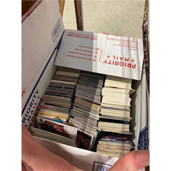 BOX LOT OF BASKETBALL CARDS