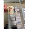 Image 1 : BOX OF HOCKEY CARDS