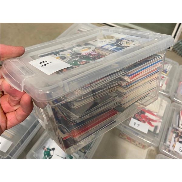 BOX OF HOCKEY CARDS