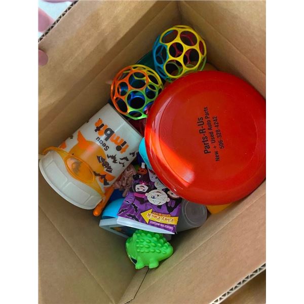 BOX LOT OF KIDS TOYS