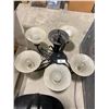 Image 1 : LIGHT FIXTURE