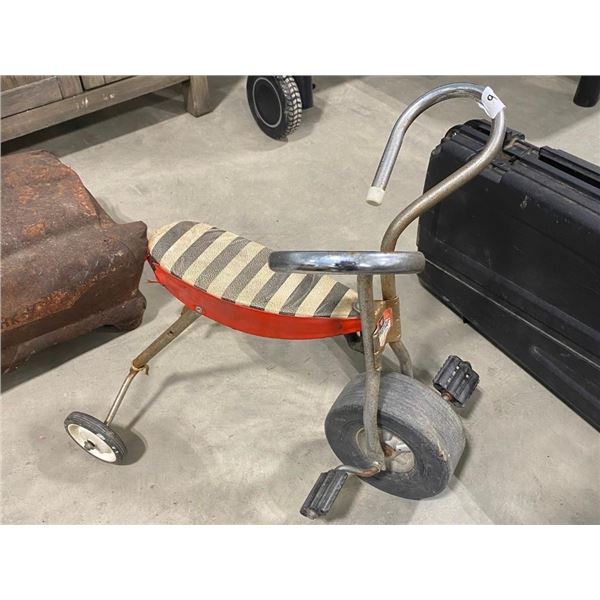ANTIQUE KIDS TRICYCLE