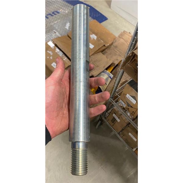 4 PIECES OF 14X1IN MALE FEMALE ADAPTER