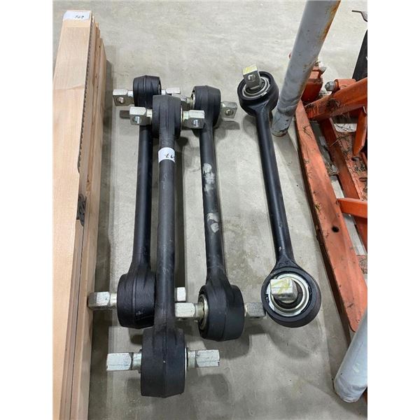 4 CONTROL / STABILIZER ARMS