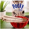 Image 1 : Glico Pocky Cookies & Cream 10 Pack