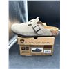 Image 2 : Royal Canadian Women's Suede Clogs, Size 9
