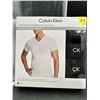Image 2 : Calvin Klein 4 Pack V-Neck T-Shirts S/P