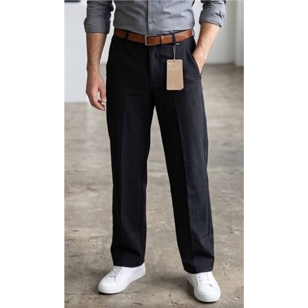 FWD Tapered Pants with Elastic Waistband and Zipper Pockets