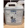 Image 2 : UltraPure DEF 2.5 Gallon Jug