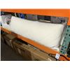 Image 2 : Body Pillow 20 in x 54 in White Cover