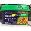Image 2 : Miracle-Gro Plant Food and Jiffy Strips Set