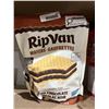 Image 3 : Pocky Cookies & Creme Biscuit Sticks, 10 pkgs And RipVan Wafers 520g