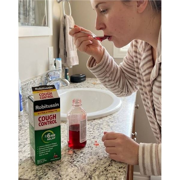 Robitussin Cough Control Syrup 100 mL Cherry
