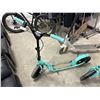 Image 2 : Breeze Scooter with Flat Tires