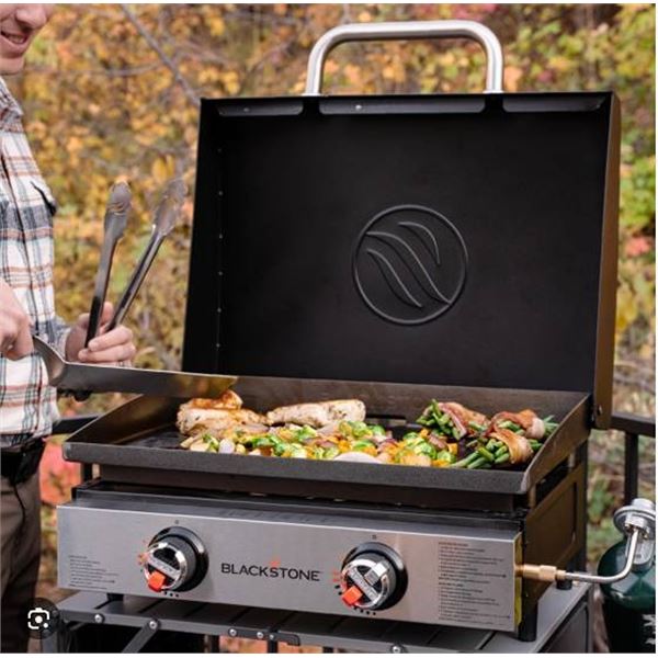 Blackstone 22" Tabletop Griddle with Hood